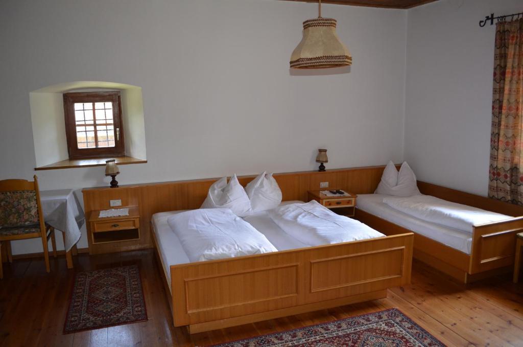 Ansitz Goller Hotel Rasun di Sopra Cameră foto